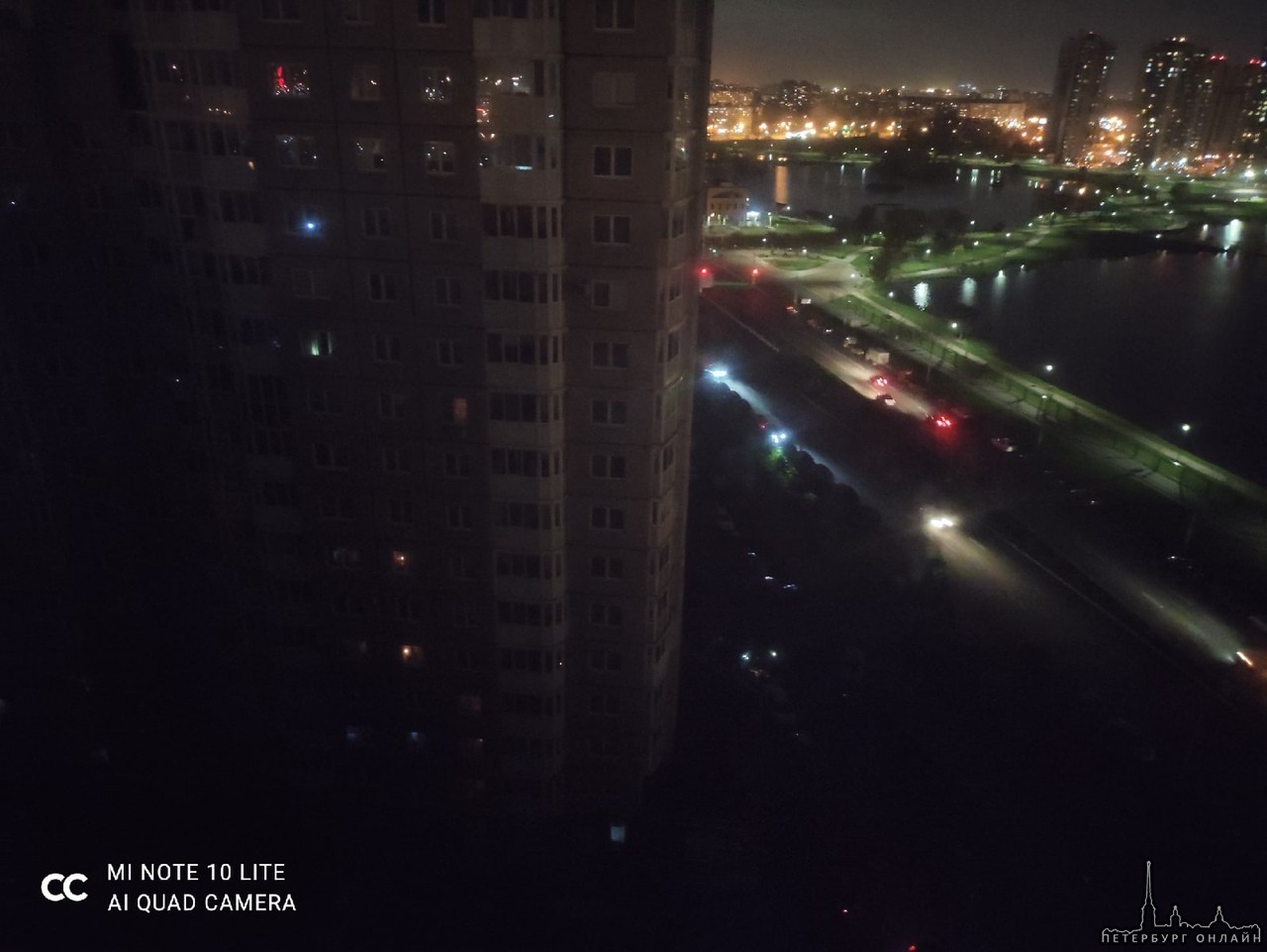 На улице Димитрова отключилась электричество всего комплекса,, Серебряные ключи,, и освещение улицы