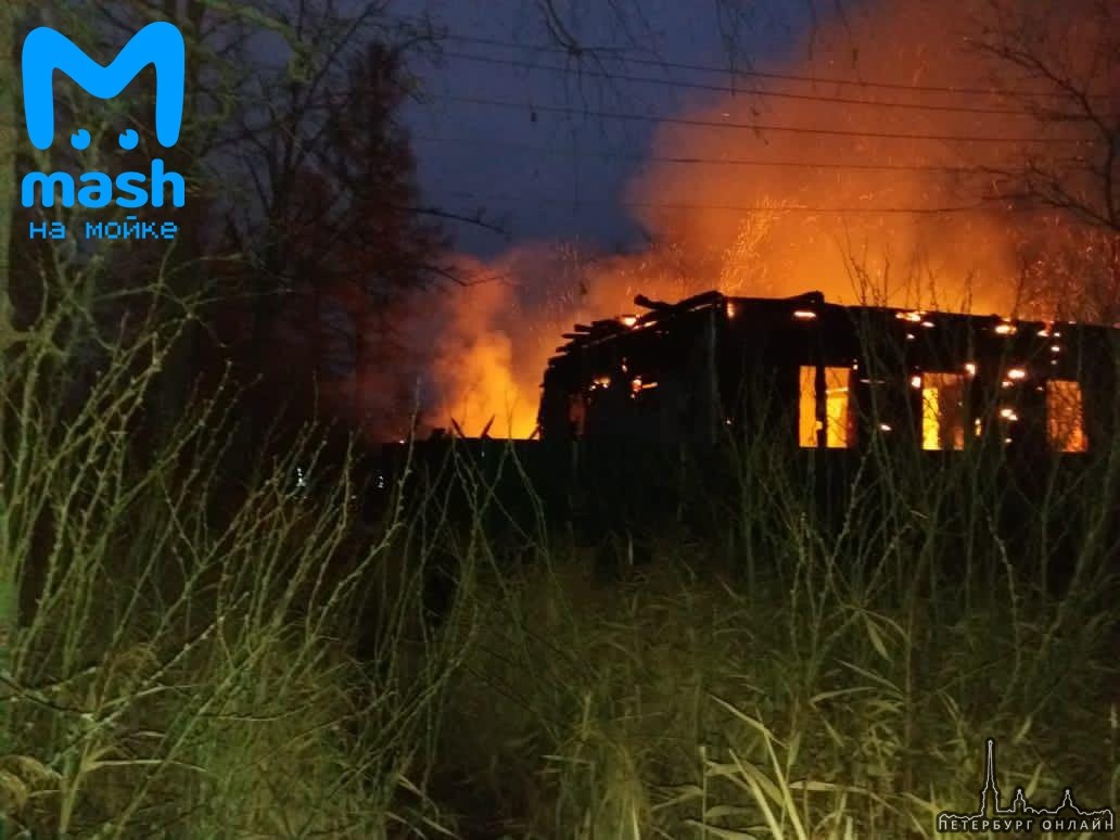 Пожарно-спасательные подразделения Ленинградской области ликвидировали пожар в Тосненском районе. ...