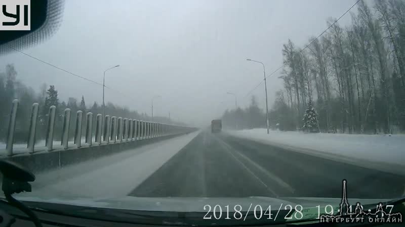 Сегодняшняя авария в 13:50, на Московском шоссе перед поворотом на Ульяновку. ДТП впереди только про...